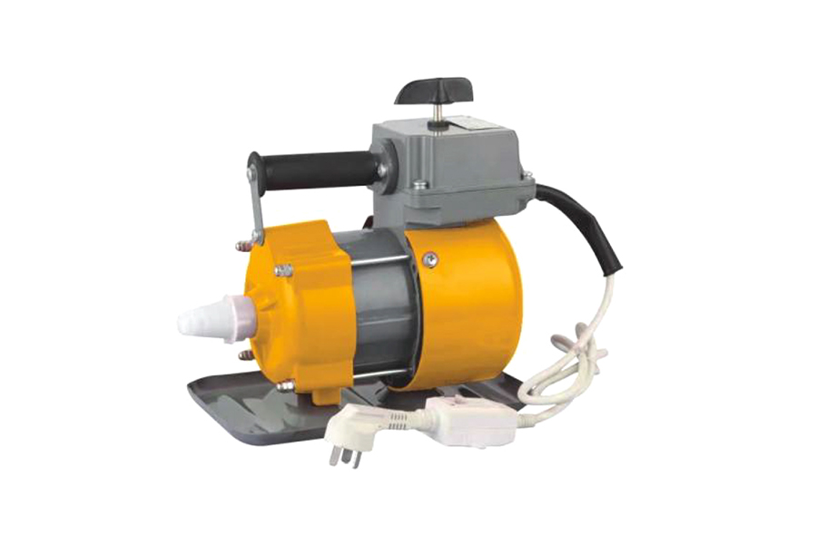 Russische betonnen vibrator Russische betonnen vibrator